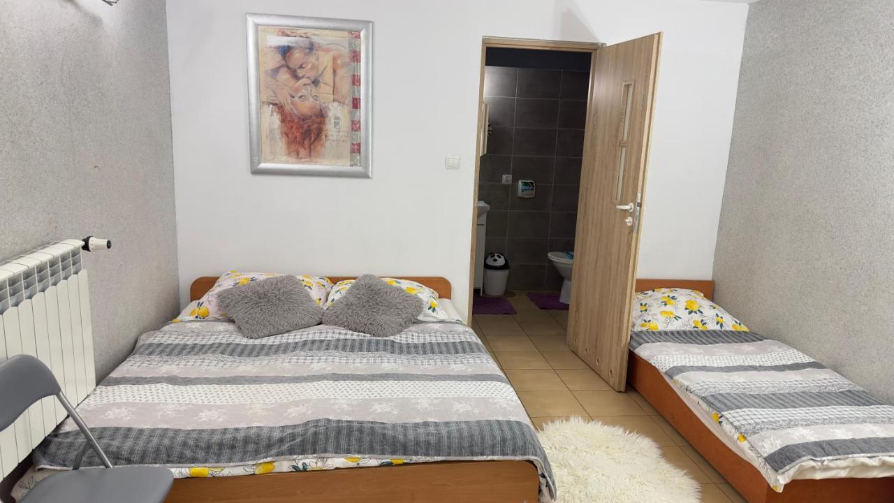 Agroturystyka Uniejow Luaran gambar